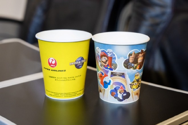 Donkey Kong Country Opening Commemorative JAL x Universal Studios Japan Jet 2 Themed Paper Cups